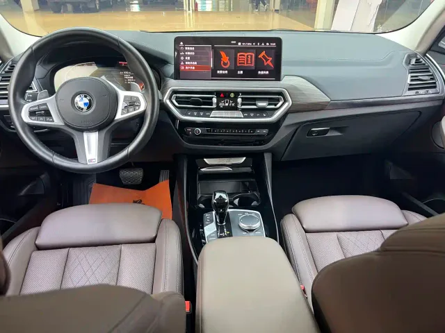 BMW X3 — Фото автомобиля 16