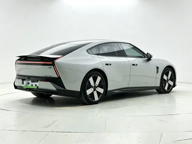 Xpeng P7 — Фото автомобиля 7