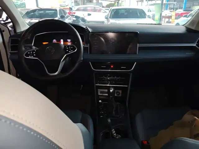 Volkswagen Tharu — Фото автомобиля 9