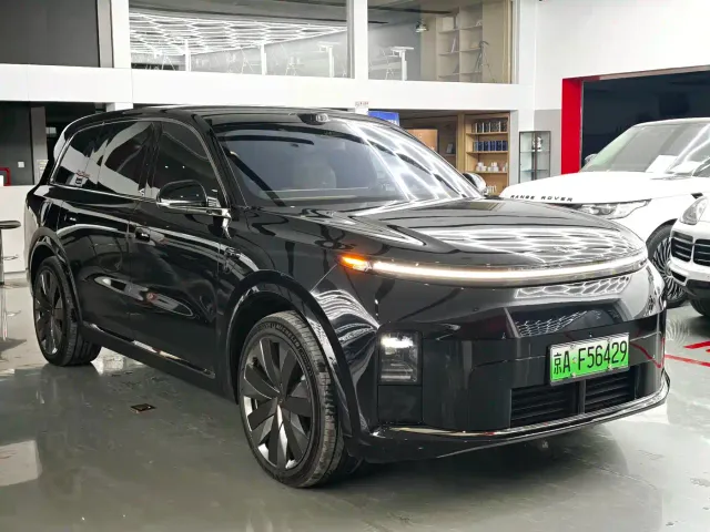 Li Auto L9 — Фото автомобиля 3