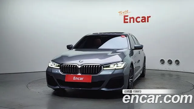 BMW 5-Series — Фото автомобиля 3