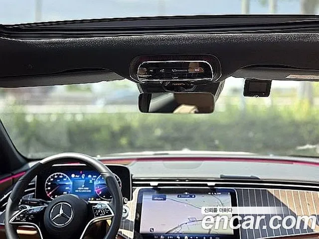 Mercedes-Benz E-Class — Фото автомобиля 8