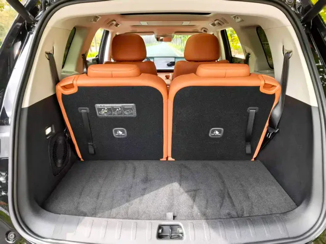 Leapmotor Leapmotor C16 2026 Model Year EREV 280 LiDAR Premium Edition 6-Seater — Фото автомобиля 7