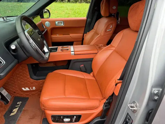 Li Auto L8 — Фото автомобиля 8
