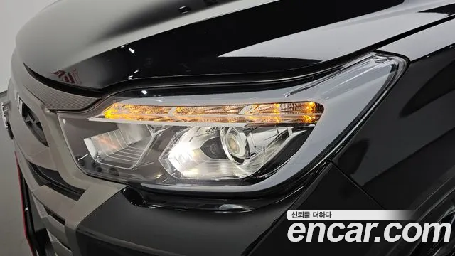 KG_Mobility_Ssangyong Rexton Новый Rexton Sport Khan Дизель 2.2 2WD — Фото автомобиля 22