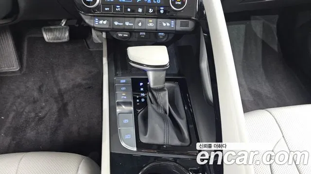 Hyundai AVANTE — Фото автомобиля 9