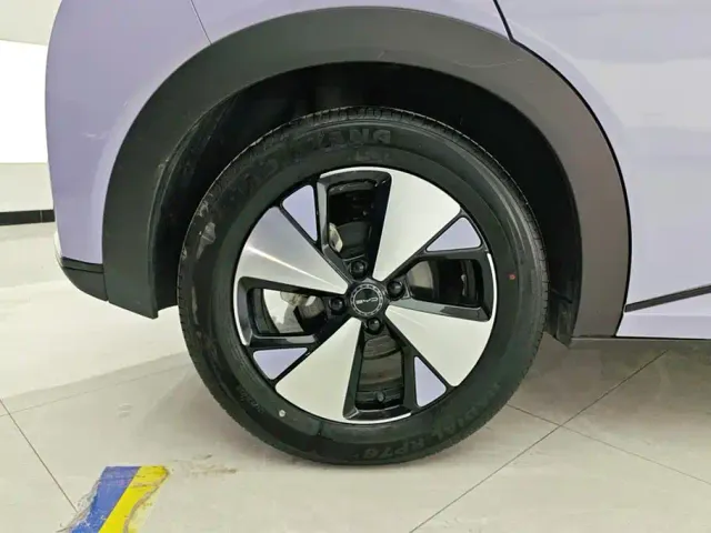 BYD Dolphin — Фото автомобиля 6