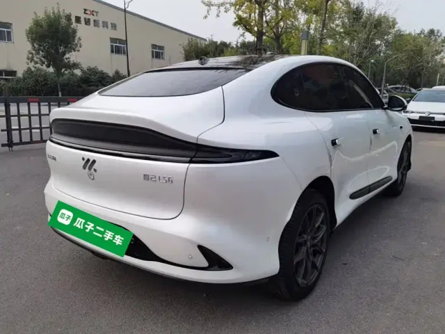 IM Motors LS6 — Фото автомобиля 4