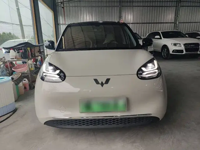 Wuling Bingo — Фото автомобиля 2