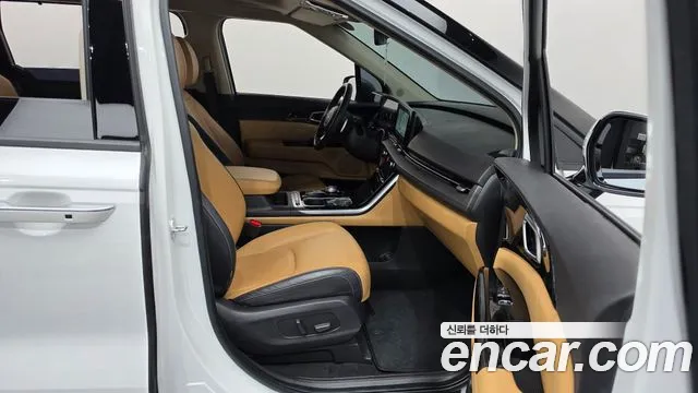 Kia Carnival — Фото автомобиля 16
