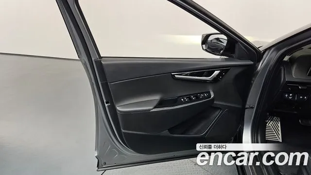 Kia EV6 — Фото автомобиля 20