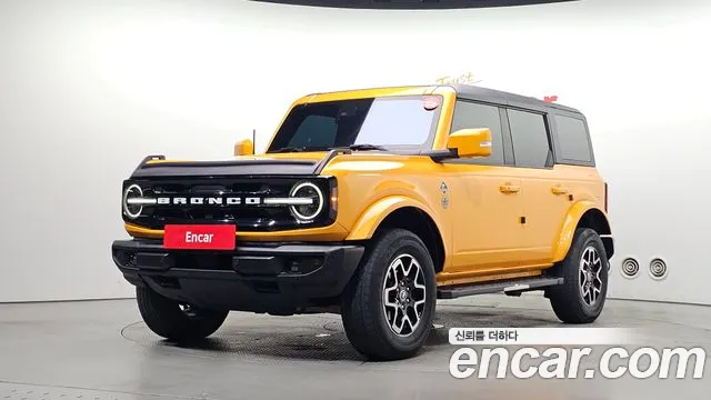 Фотография автомобиля — Ford Bronco 6th Gen