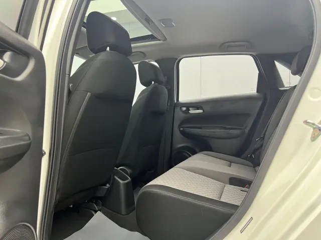 Honda Fit — Фото автомобиля 8
