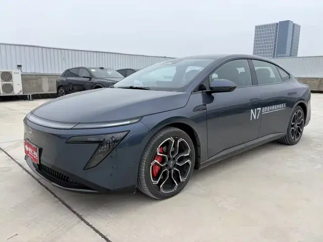 Фотография автомобиля — Nissan N7