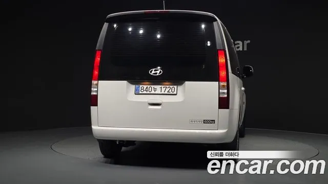 Hyundai Staria Staria L3.5 Карго 5 мест — Фото автомобиля 3