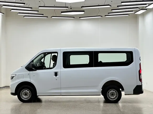 JMC E-Fushun — Фото автомобиля 7