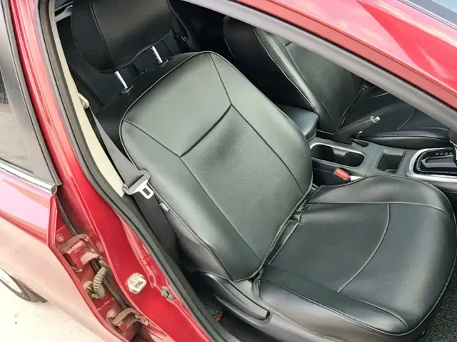 Nissan Tiida — Фото автомобиля 24
