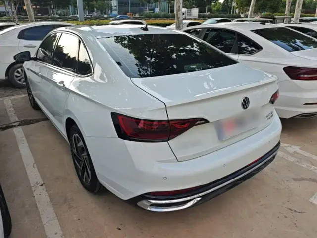 Volkswagen Sagitar — Фото автомобиля 4