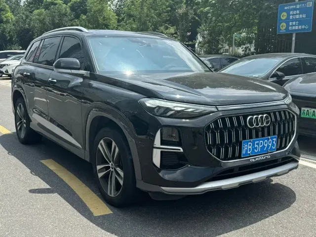Audi Q6 — Фото автомобиля 9