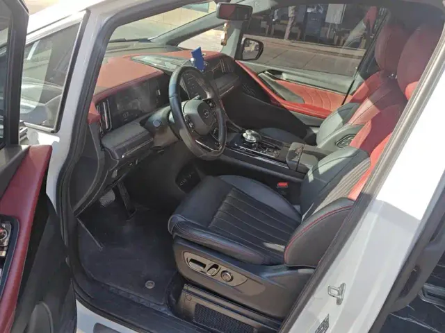 GAC Trumpchi M8 — Фото автомобиля 9