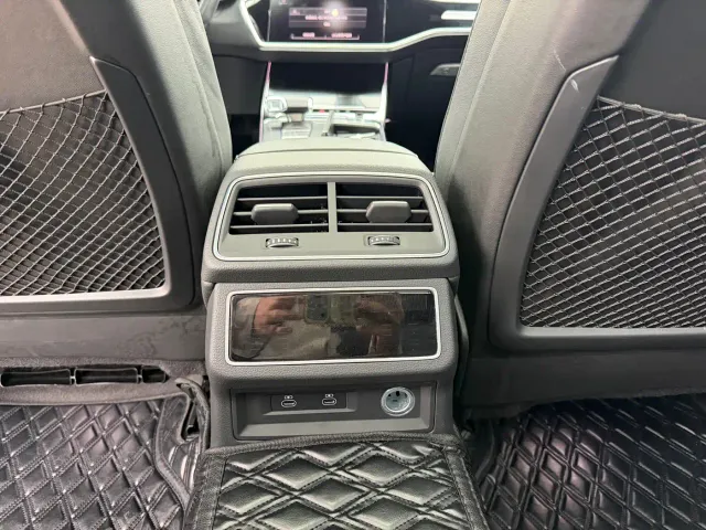 Audi A6L — Фото автомобиля 14