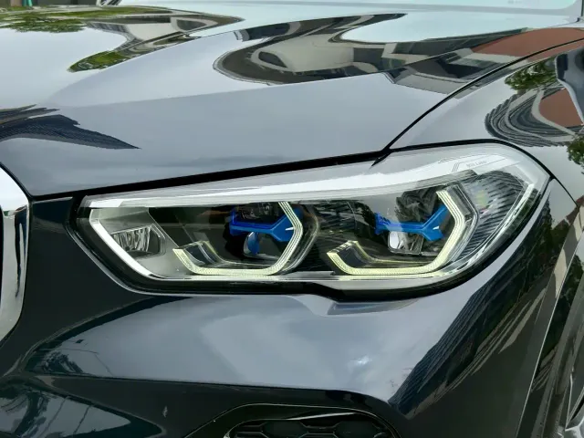 BMW X5 — Фото автомобиля 8