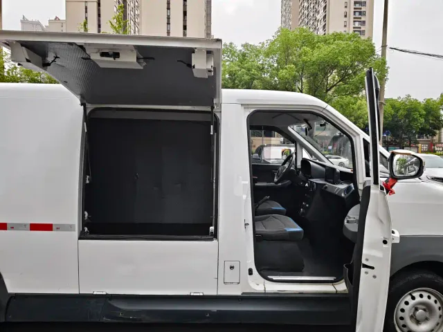 Foton Zhilan Jingling E7 — Фото автомобиля 11