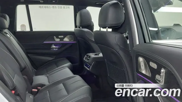 Mercedes-Benz GLS-Class — Фото автомобиля 10