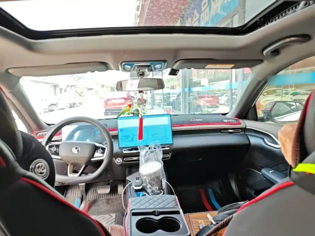 Changan Eado — Фото автомобиля 17