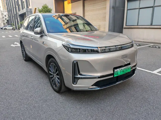 Geely Galaxy M9 — Фото автомобиля 3
