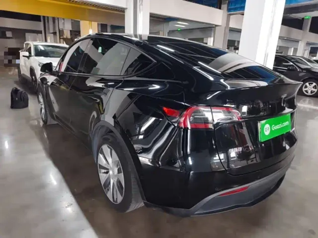 Tesla Model Y 2021 Facelift II Long Range AWD — Фото автомобиля 4