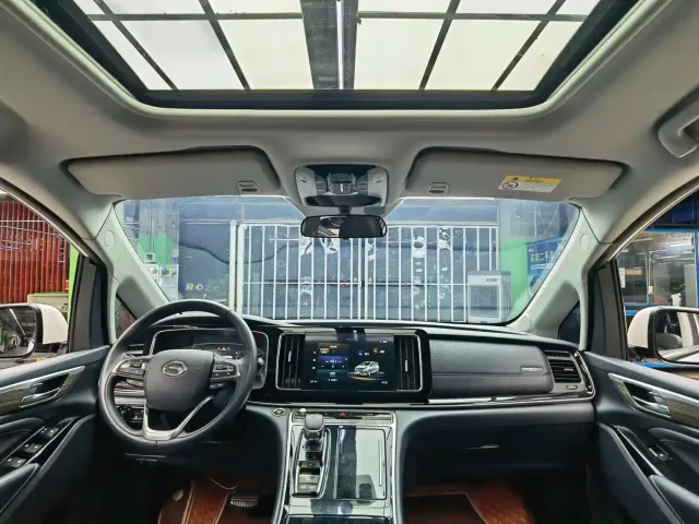 GAC Trumpchi M8 — Фото автомобиля 7
