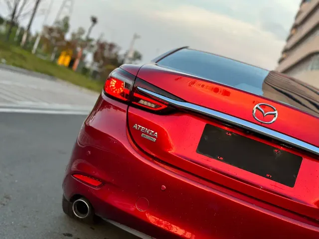 Mazda Atenza — Фото автомобиля 10
