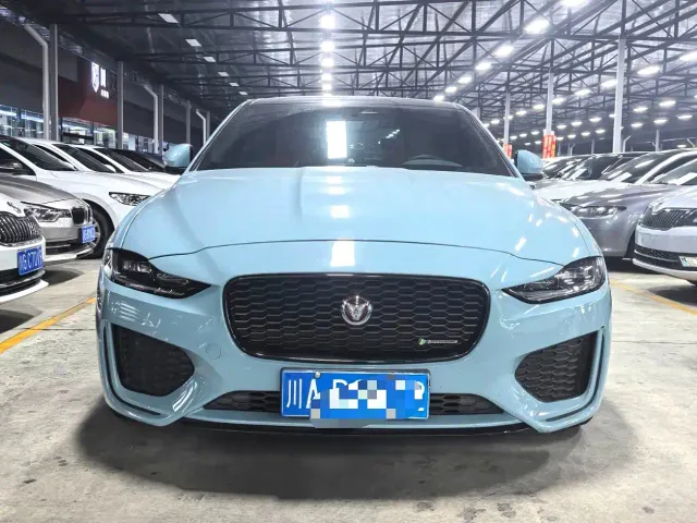 Jaguar XEL — Фото автомобиля 2