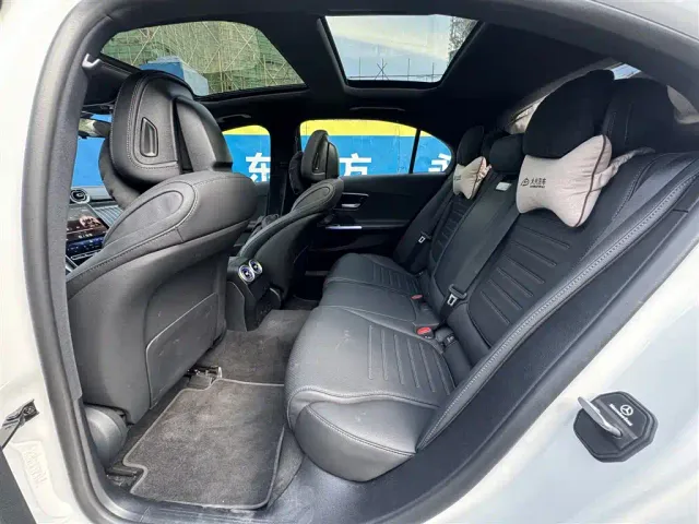 Mercedes-Benz C-Class — Фото автомобиля 5