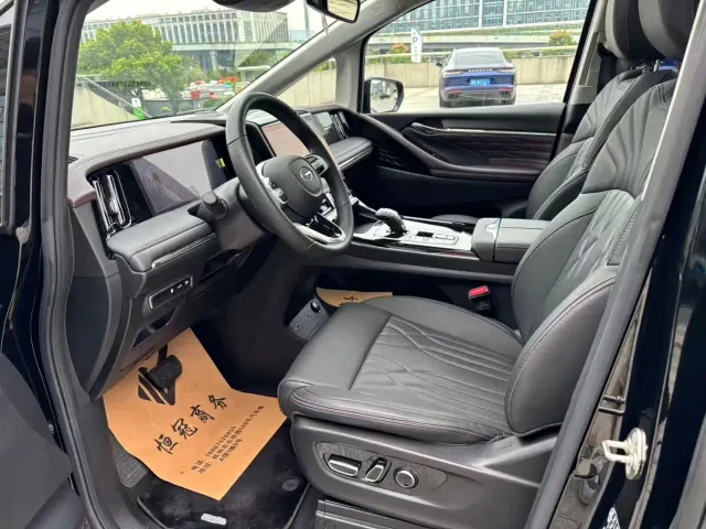 GAC Trumpchi M8 — Фото автомобиля 9