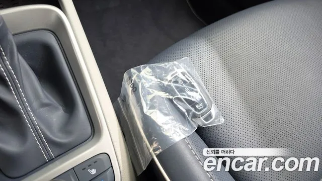 Hyundai Venue — Фото автомобиля 15
