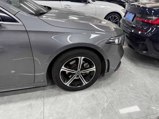 Mercedes-Benz A-Class — Фото автомобиля 3