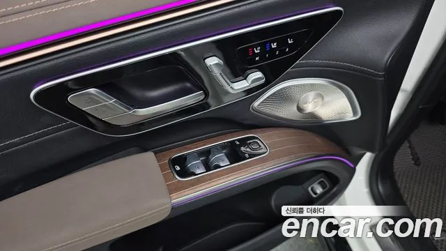 Mercedes-Benz EQS — Фото автомобиля 24