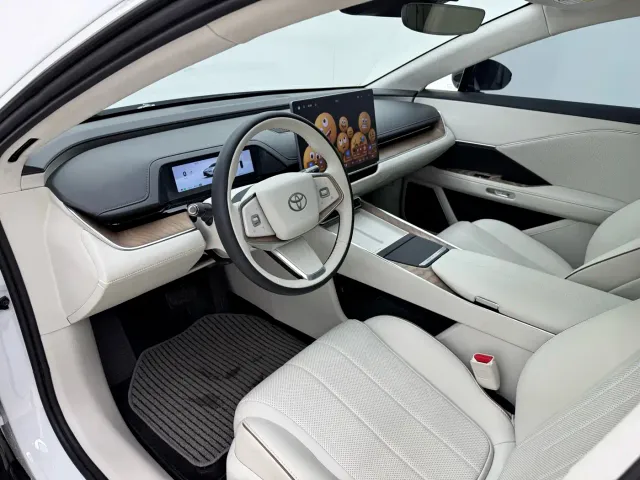 Toyota BoZhi 7 — Фото автомобиля 12
