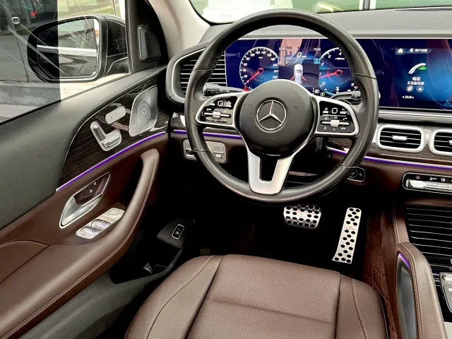 Mercedes-Benz GLE-Class — Фото автомобиля 18