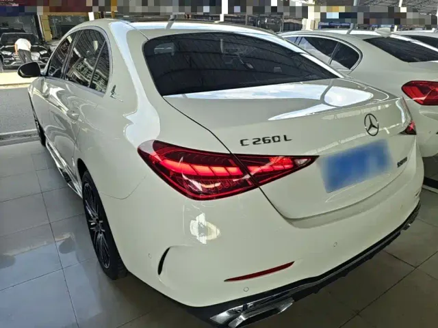 Mercedes-Benz C-Class — Фото автомобиля 4