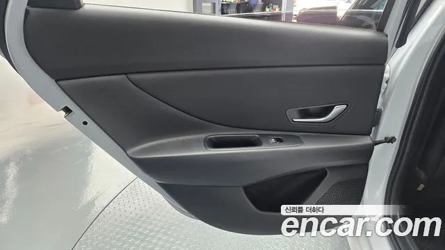 Hyundai Avante CN7 — Фото автомобиля 14