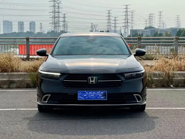 Honda Accord — Фото автомобиля 2