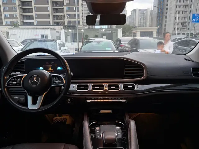 Mercedes-Benz GLE-Class — Фото автомобиля 19