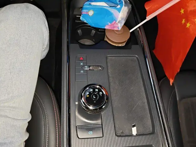 Ford Mondeo — Фото автомобиля 16