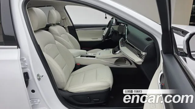 Hyundai Grandeur Новый Grandeur IG — Фото автомобиля 11