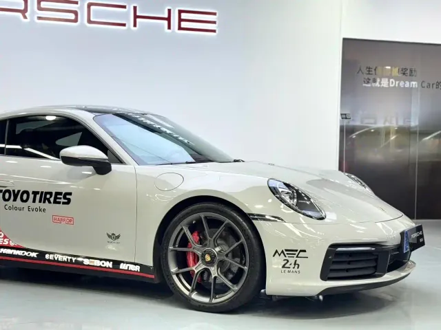 Porsche 911 — Фото автомобиля 9
