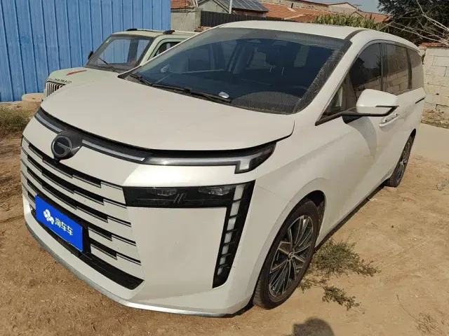 Фотография автомобиля — GAC Trumpchi E8