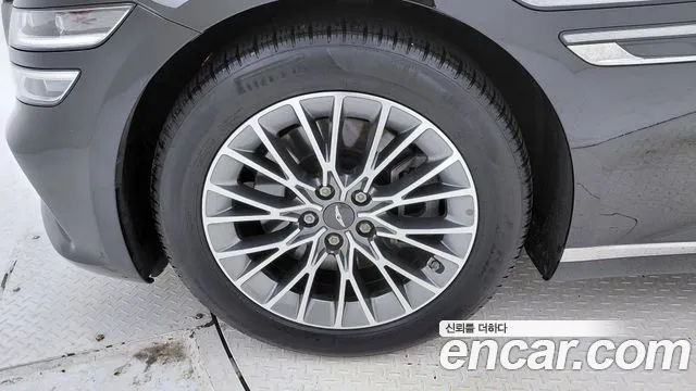 Genesis G80 Бензин 2.5 турбо AWD — Фото автомобиля 5